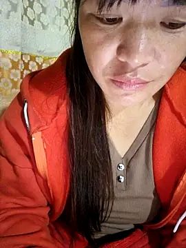 chipu06 online show from 10.31.25