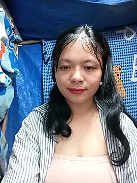 lisa-bae00 online show from 11.30.25