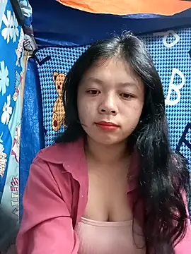 lisa-bae00 online show from 12.17.25