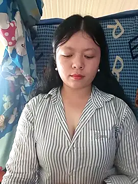 lisa-bae00 online show from 04.02.26