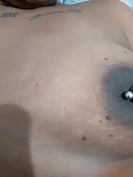 Jennyy31 online show from 10.23.25