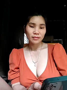 Snapshot of Bear_bear0 chatting on 04.21.26 Bear bear0 online show from 04.21.26