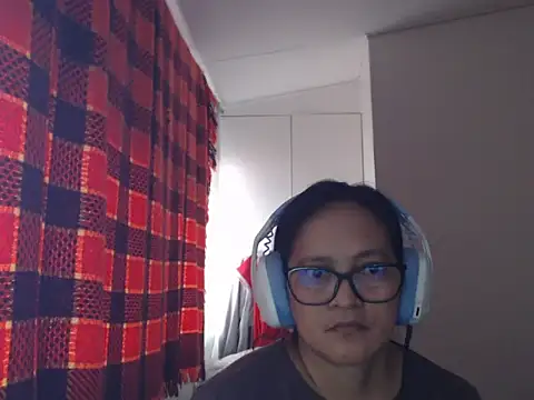 Kinkybela2025 online show from 06.04.26