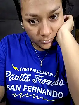 Snapshot of Malevas chatting on 10.30.25 Malevas online show from 10.30.25