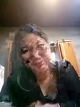 Snapshot of emlylin chatting on 10.21.25 emlylin online show from 10.21.25