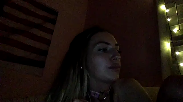 Snapshot of puddles11 chatting on 10.20.25 puddles11 online show from 10.20.25