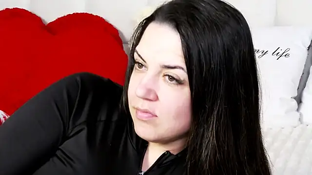 Snapshot of AlsouKass chatting on 02.26.26 AlsouKass online show from 02.26.26