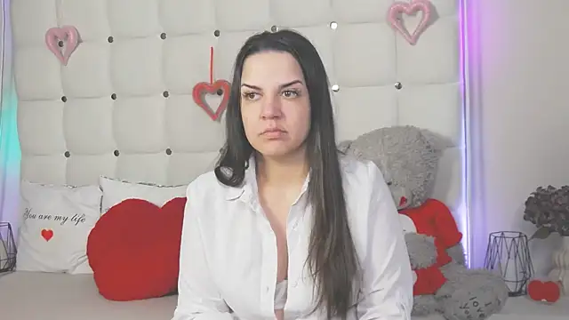 Snapshot of AlsouKass chatting on 04.20.26 AlsouKass online show from 04.20.26