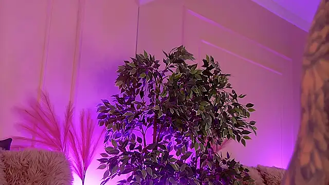 CrystalRedx online show from 01.09.26