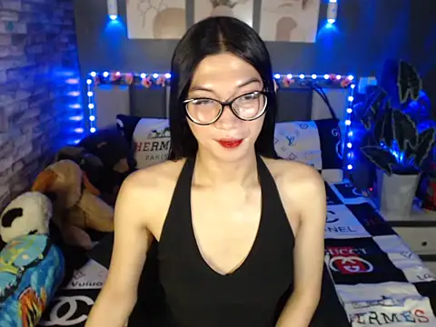 Snapshot of HotNathalie6900 chatting on 03.25.26 HotNathalie6900 online show from 03.25.26