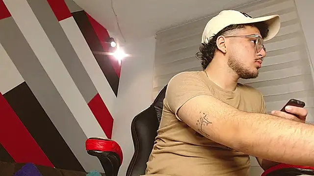 Zac Golden online show from 04.04.26