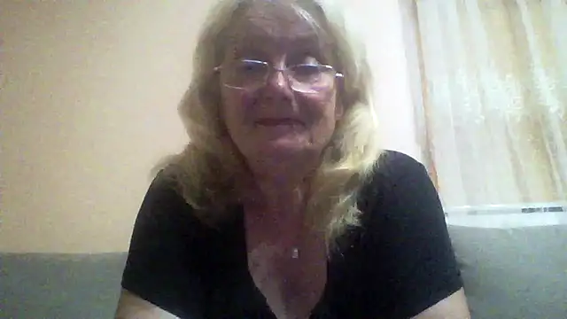 Snapshot of AmyLove353 chatting on 06.29.26 AmyLove353 online show from 06.29.26