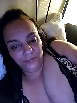karina katy online show from 10.22.25