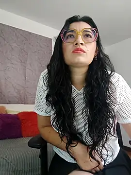 Flacabonita1 online show from 10.24.25