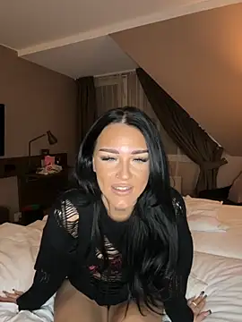 Gabbyys online show from 11.24.25