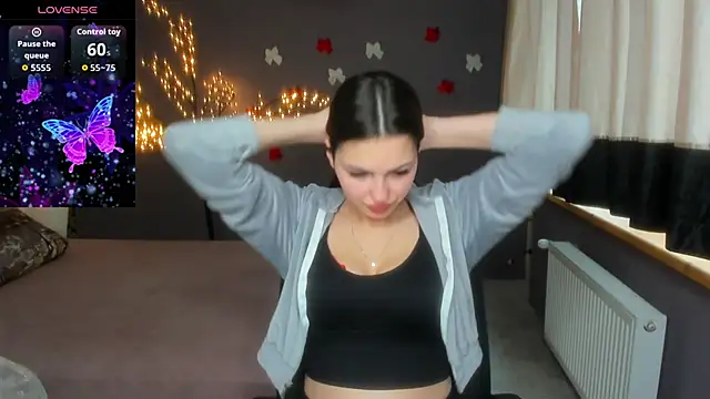 Snapshot of KittyShenson chatting on 02.13.26 KittyShenson online show from 02.13.26