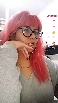 roxy riot online show from 11.05.25