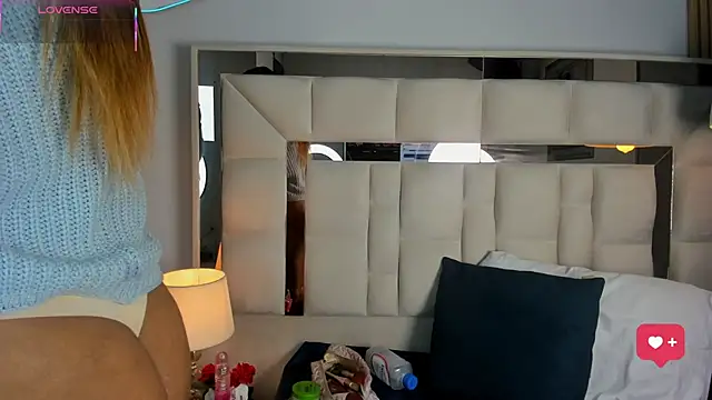 AnguelJones online show from 12.04.25