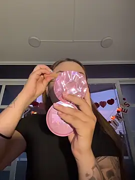 Beella1  online show from 02.13.26