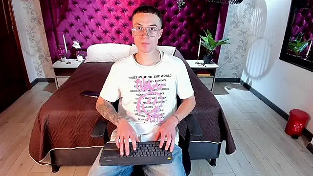 Lil James online show from 11.14.25