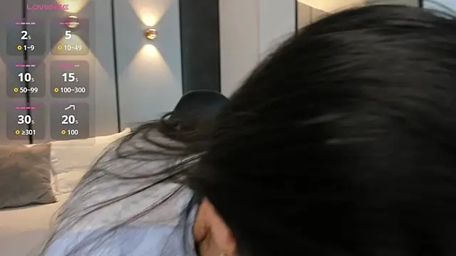 mia collins96 online show from 04.07.26