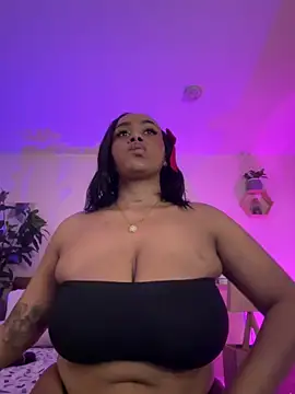 YariRose online show from 04.06.26