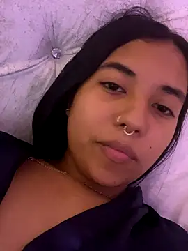 aly nicols online show from 11.05.25