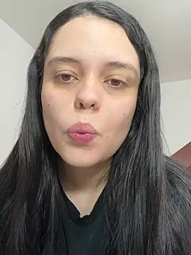 Snapshot of Selena_Roa chatting on 01.17.26 Selena Roa online show from 01.17.26