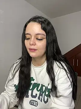 Snapshot of Selena_Roa chatting on 02.07.26 Selena Roa online show from 02.07.26