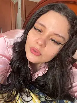 Snapshot of Selena_Roa chatting on 02.26.26 Selena Roa online show from 02.26.26