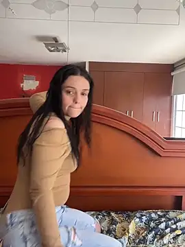 Snapshot of Selena_Roa chatting on 02.27.26 Selena Roa online show from 02.27.26