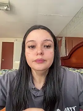 Snapshot of Selena_Roa chatting on 05.09.26 Selena Roa online show from 05.09.26