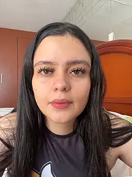 Snapshot of Selena_Roa chatting on 06.10.26 Selena Roa online show from 06.10.26
