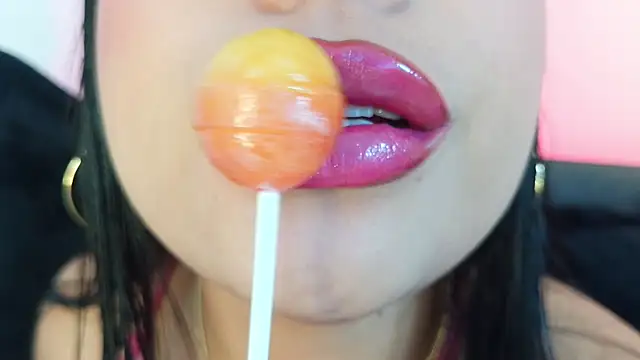 mia roux1 online show from 03.30.26