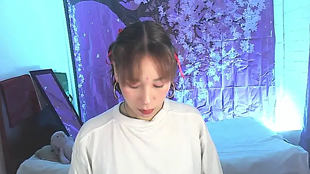 Charlotte morh  online show from 11.12.25