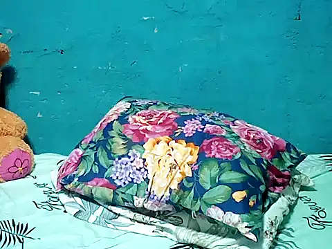 SmallluncutCock online show from 11.18.25