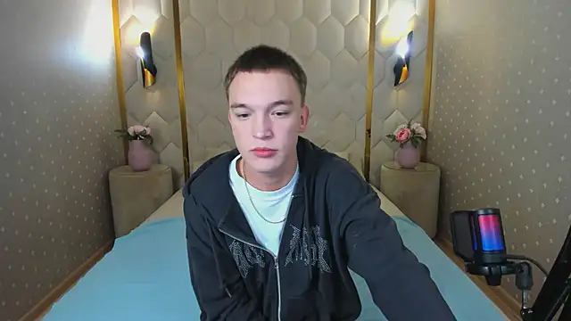 Derek Banville online show from 11.11.25