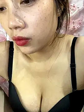 kitty-20x online show from 11.13.25