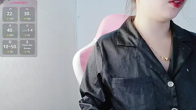 helo-kitty online show from 12.21.25