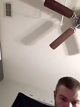 Snapshot of DadDDick925 chatting on 11.26.25 DadDDick925 online show from 11.26.25