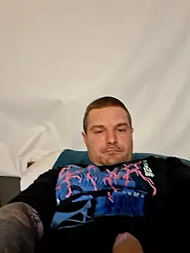 Snapshot of DadDDick925 chatting on 01.10.26 DadDDick925 online show from 01.10.26