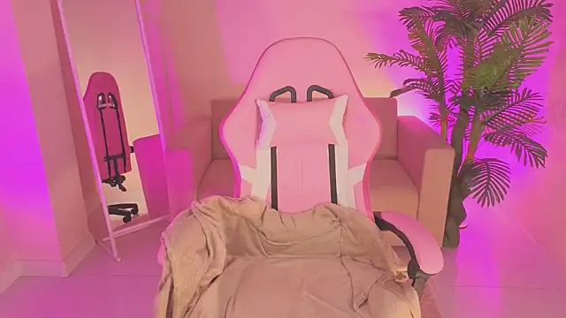 Linda Sweetiest online show from 12.05.25