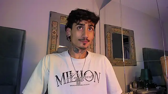 Mr Strike online show from 12.17.25