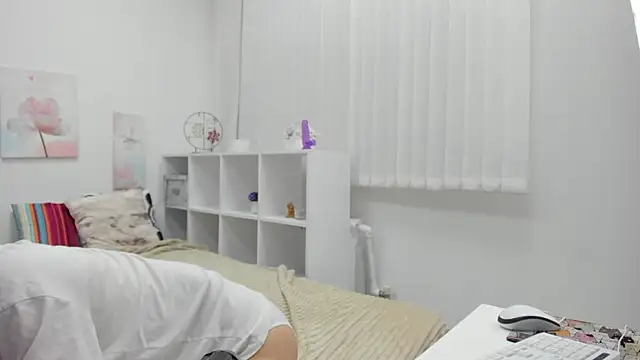 Snapshot of Tenderly_Sophie chatting on 06.06.26 Tenderly Sophie online show from 06.06.26