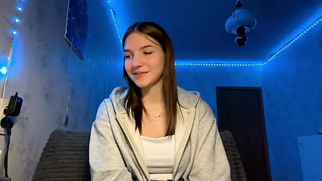 Beauty miIa online show from 10.29.25