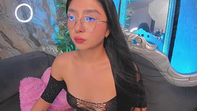 Snapshot of sydney_miller_ chatting on 02.07.26 sydney miller online show from 02.07.26