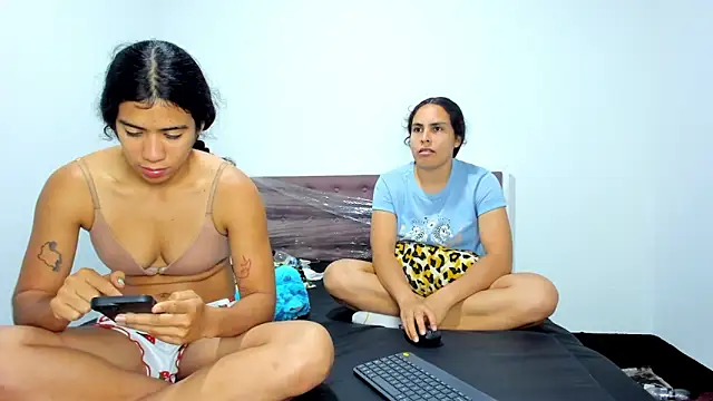 AshleyDeLuca  online show from 02.02.26