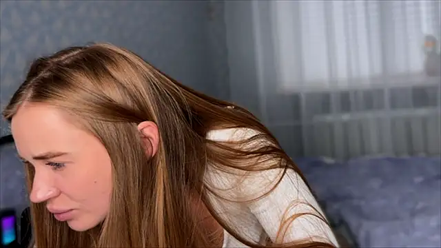 Jane Lavue online show from 11.28.25