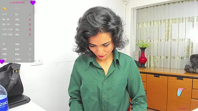 chloehanna online show from 11.27.25