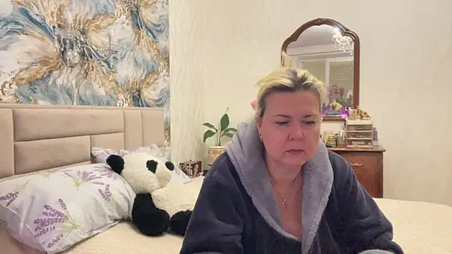 Snapshot of Galatea_2025 chatting on 04.30.26 Galatea 2025 online show from 04.30.26